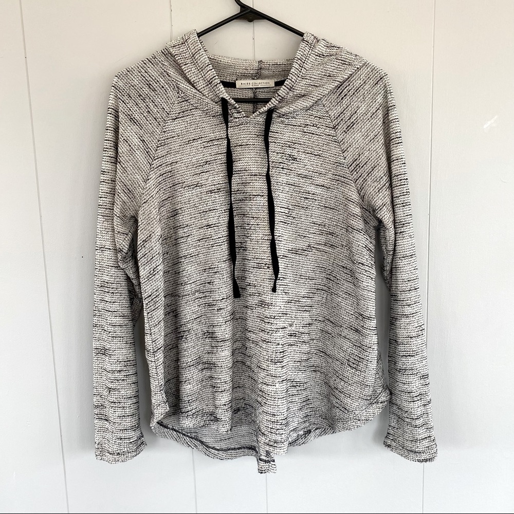 Light pullover hoodie